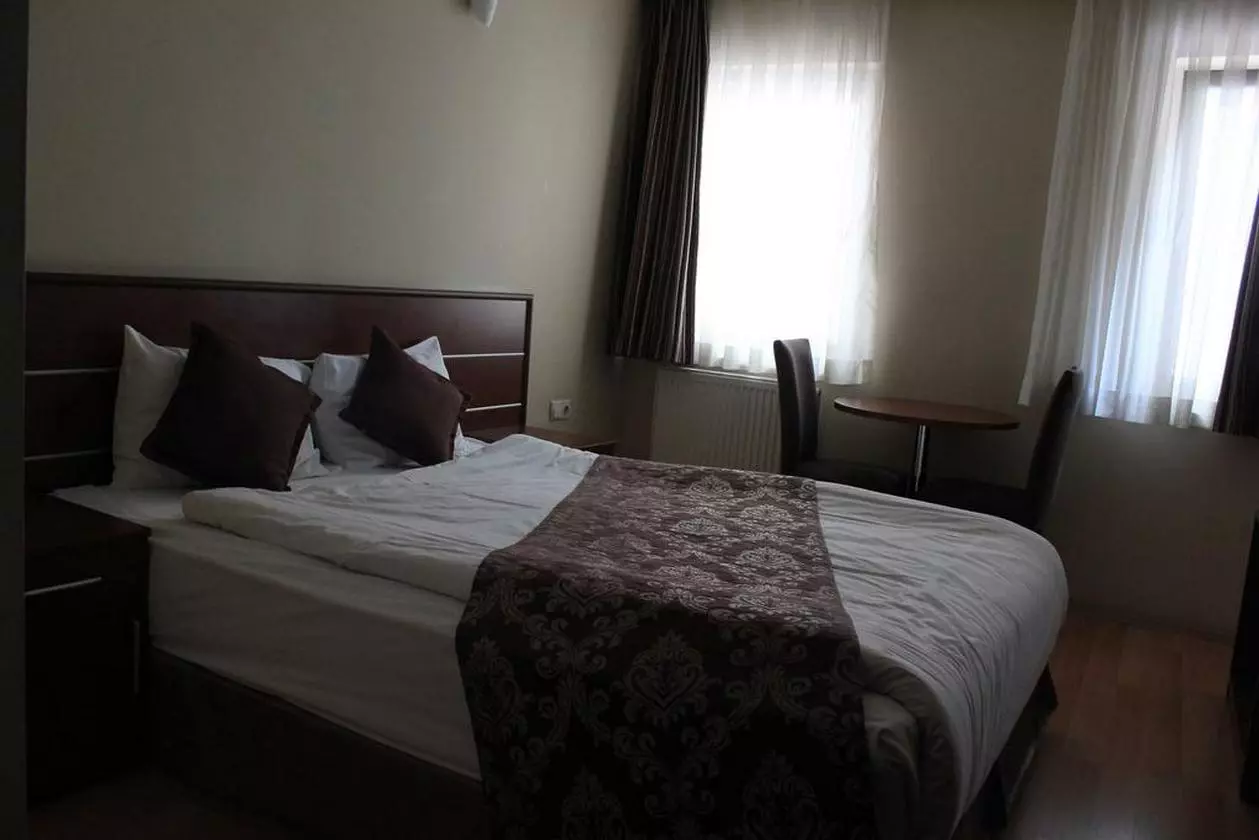 SIYAV_SHABAVIZ (3).jpg